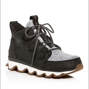 Sorel caribou kinetic sneakers waterproof